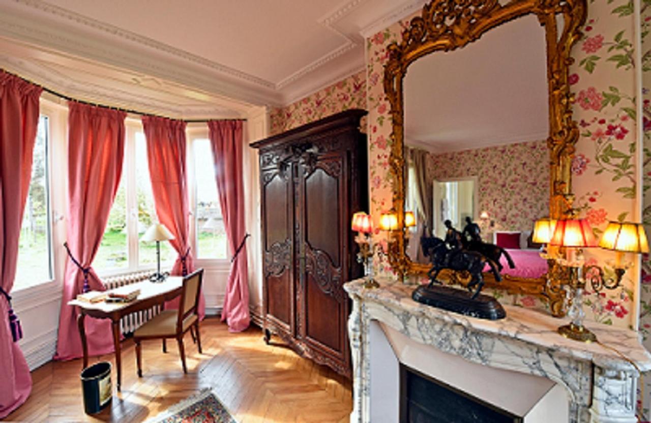 Chateau Le Quesnoy Chevrieres  Exterior foto